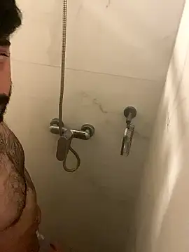 Agusmini online show from January 2026 12:52:01 PM