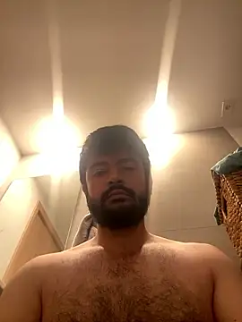 Agusmini online show from January 2026 11:31:01 PM