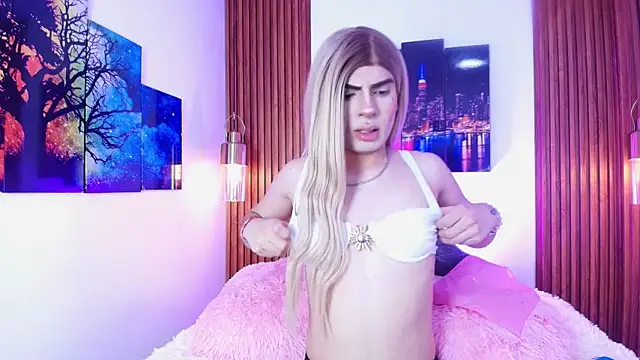 Snapshot of Emily_Vaughan chatting on September 2025 03:30:01 AM Emily Vaughan online show from September 2025 03:30:01 AM