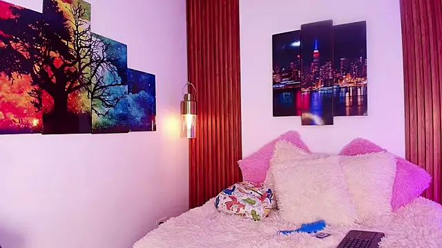 Snapshot of Emily_Vaughan chatting on September 2025 04:14:02 AM Emily Vaughan online show from September 2025 04:14:02 AM