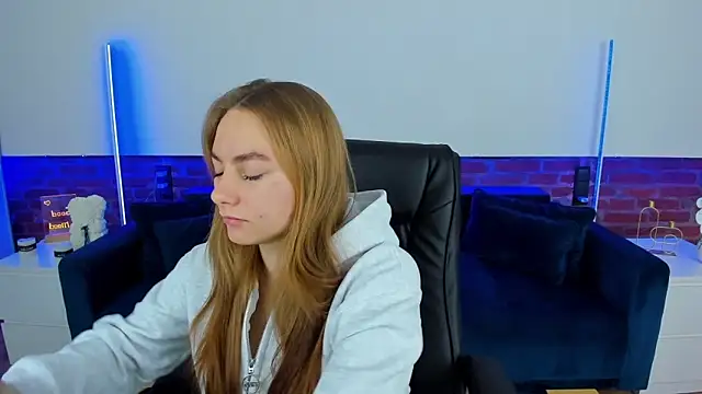 MilaAddams online show from February 2026 06:40:02 AM