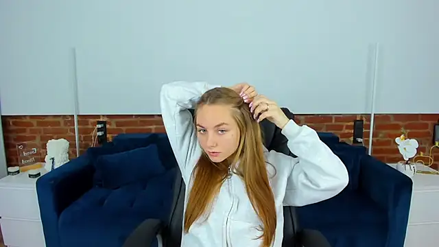 MilaAddams online show from February 2026 06:39:02 AM