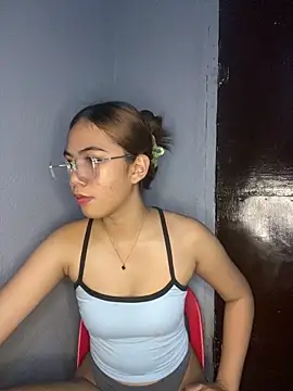 Shy SexyLady online show from April 2026 05:30:01 PM
