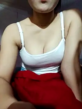 Snapshot of LucyyLy chatting on October 2025 11:38:01 PM LucyyLy online show from October 2025 11:38:01 PM