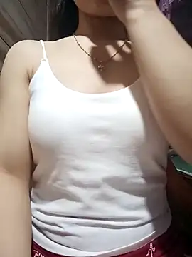 LucyyLy online show from May 2026 11:57:01 PM