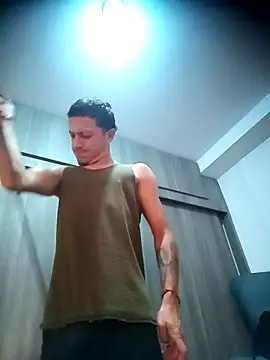 Snapshot of DebutingPathway chatting on October 2025 04:41:02 PM DebutingPathway online show from October 2025 04:41:02 PM