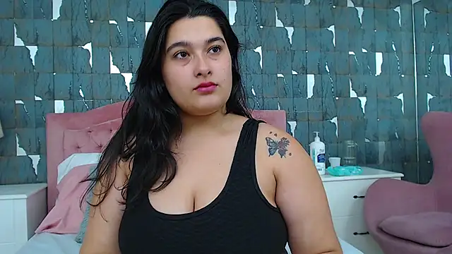 Snapshot of ValentinaDeLuna chatting on September 2025 05:52:02 AM ValentinaDeLuna online show from September 2025 05:52:02 AM