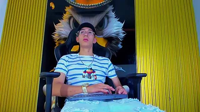 Snapshot of Dante_Brown1_ chatting on November 2025 08:30:01 PM Dante Brown1 online show from November 2025 08:30:01 PM