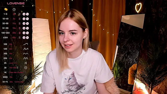 LillianShine online show from April 2026 02:27:02 AM