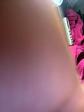 Snapshot of aninha21 chatting on November 2025 10:58:02 AM aninha21 online show from November 2025 10:58:02 AM