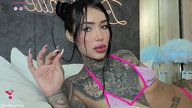 belllbonniie online show from May 2026 09:33:02 PM