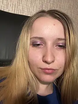 Milana Key online show from September 2025 12:32:01 AM