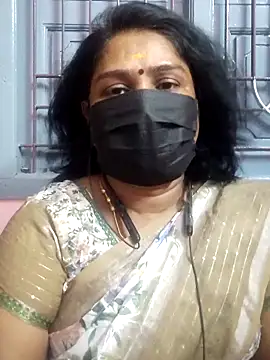 Snapshot of Tamil_Azhaghi25 chatting on June 2026 07:16:02 PM Tamil Azhaghi25 online show from June 2026 07:16:02 PM