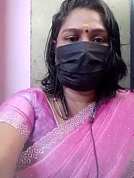 Snapshot of Tamil_Azhaghi25 chatting on June 2026 06:22:01 AM Tamil Azhaghi25 online show from June 2026 06:22:01 AM