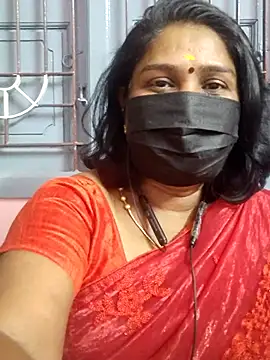 Snapshot of Tamil_Azhaghi25 chatting on June 2026 01:26:01 PM Tamil Azhaghi25 online show from June 2026 01:26:01 PM