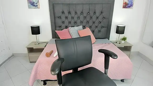 Snapshot of dulce_fresa_ chatting on September 2025 07:38:01 PM dulce fresa online show from September 2025 07:38:01 PM