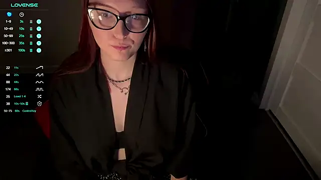 FoxyJulle online show from September 2025 02:16:01 PM