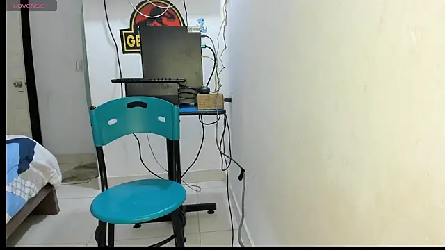 Snapshot of lunna_noir chatting on October 2025 12:13:02 PM lunna noir online show from October 2025 12:13:02 PM