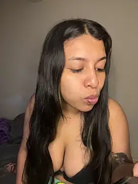  Chloe Smith online show from February 2026 06:17:02 PM