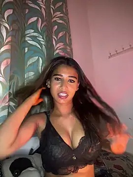 Snapshot of STRIP_GLOW chatting on March 2026 06:30:01 PM STRIP GLOW online show from March 2026 06:30:01 PM