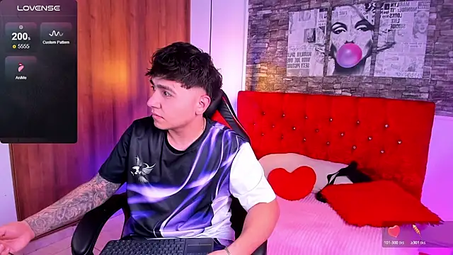 Nicolas James Sc online show from March 2026 01:48:02 PM