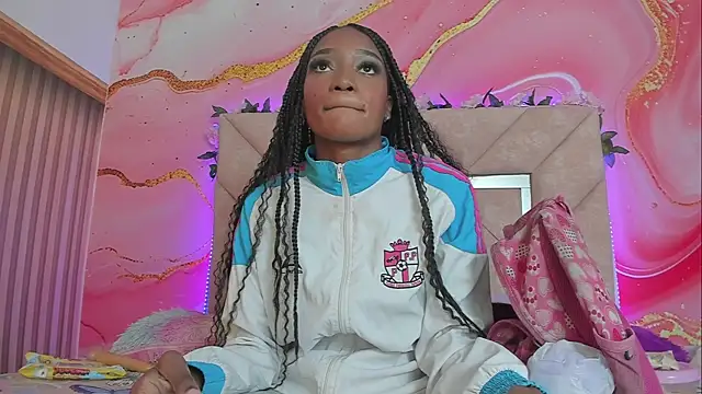 Taylor oriana  online show from September 2025 11:03:01 AM