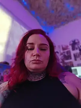 Snapshot of blazed_vixen chatting on March 2026 09:37:02 PM blazed vixen online show from March 2026 09:37:02 PM