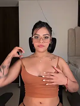 Snapshot of Sara-Evans chatting on February 2026 12:51:02 AM Sara-Evans online show from February 2026 12:51:02 AM