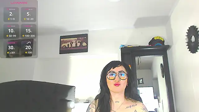 Vicky hotmilf online show from December 2025 10:57:01 AM