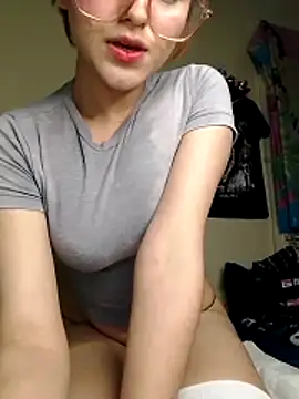 elizabeth05 online show from October 2025 11:38:01 PM