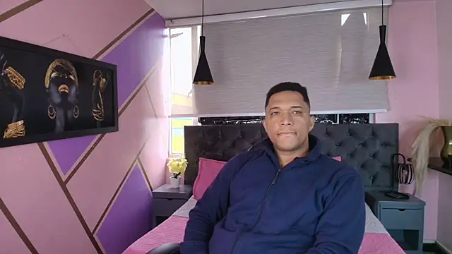 Annie Lii online show from October 2025 12:47:01 PM