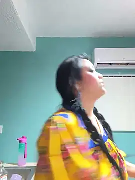 MyHoneyFrida online show from September 2025 02:23:01 AM