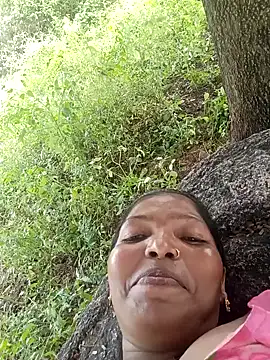 Snapshot of Jivika_Jaiswal chatting on September 2025 06:40:02 AM Jivika Jaiswal online show from September 2025 06:40:02 AM