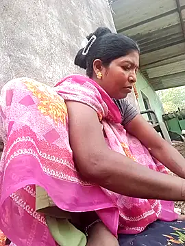 Snapshot of Jivika_Jaiswal chatting on October 2025 02:01:02 AM Jivika Jaiswal online show from October 2025 02:01:02 AM