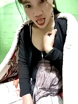 Tin tanny online show from November 2025 06:34:02 PM