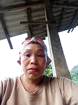 Snapshot of kihi-yo chatting on October 2025 09:08:02 AM kihi-yo online show from October 2025 09:08:02 AM