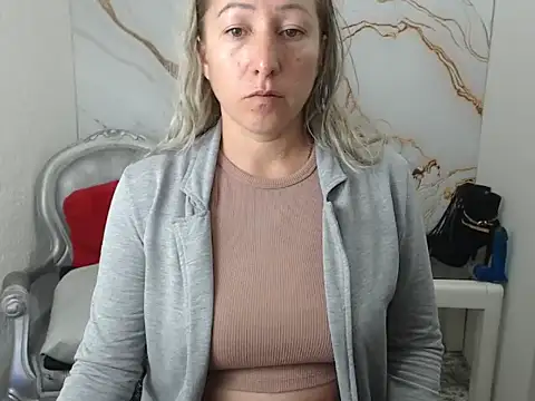 swetchrystal online show from September 2025 12:54:02 PM