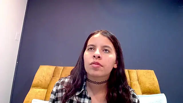 Juliawaine online show from September 2025 04:01:01 AM