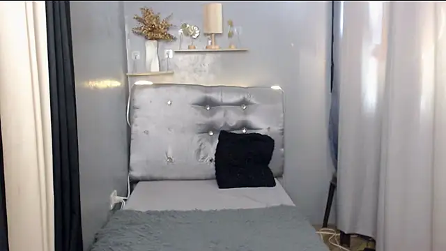 vivenne online show from May 2026 06:09:01 PM