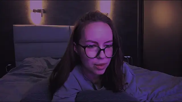 Snapshot of North_baby chatting on November 2025 10:15:02 PM North baby online show from November 2025 10:15:02 PM