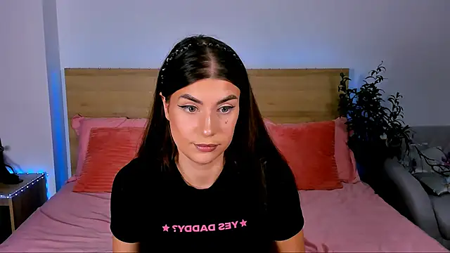 Snapshot of Bella_Davis_love chatting on September 2025 08:03:01 PM Bella Davis love online show from September 2025 08:03:01 PM