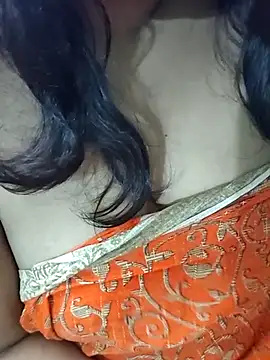 Snapshot of desi_boudi87 chatting on September 2025 08:04:01 AM desi boudi87 online show from September 2025 08:04:01 AM