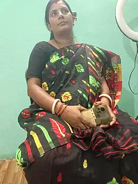 Snapshot of desi_boudi87 chatting on September 2025 11:13:02 AM desi boudi87 online show from September 2025 11:13:02 AM