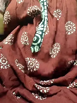 Snapshot of desi_boudi87 chatting on October 2025 06:06:01 PM desi boudi87 online show from October 2025 06:06:01 PM