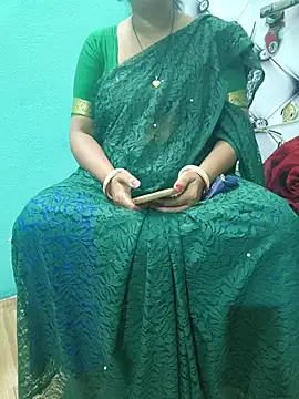 Snapshot of desi_boudi87 chatting on October 2025 01:09:01 PM desi boudi87 online show from October 2025 01:09:01 PM