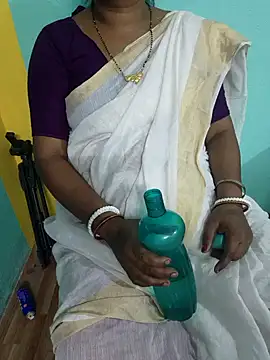 desi boudi87 online show from April 2026 01:02:01 PM