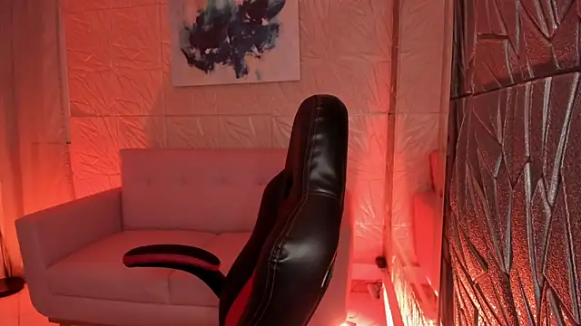 MAGIC TESSA online show from September 2025 05:25:01 PM