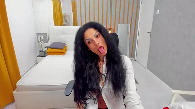 MarbellaRyder online show from May 2026 11:27:01 AM