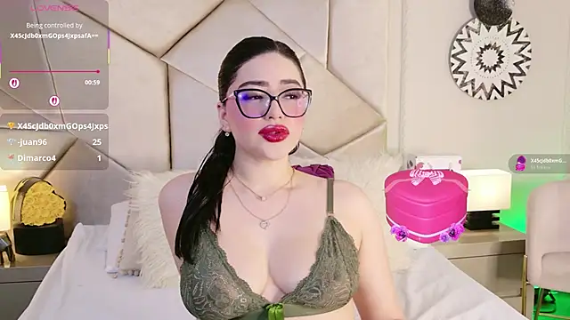 Catalina-Malave online show from May 2026 01:13:02 AM