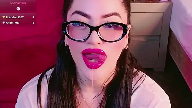 Catalina-Malave online show from June 2026 01:04:01 AM